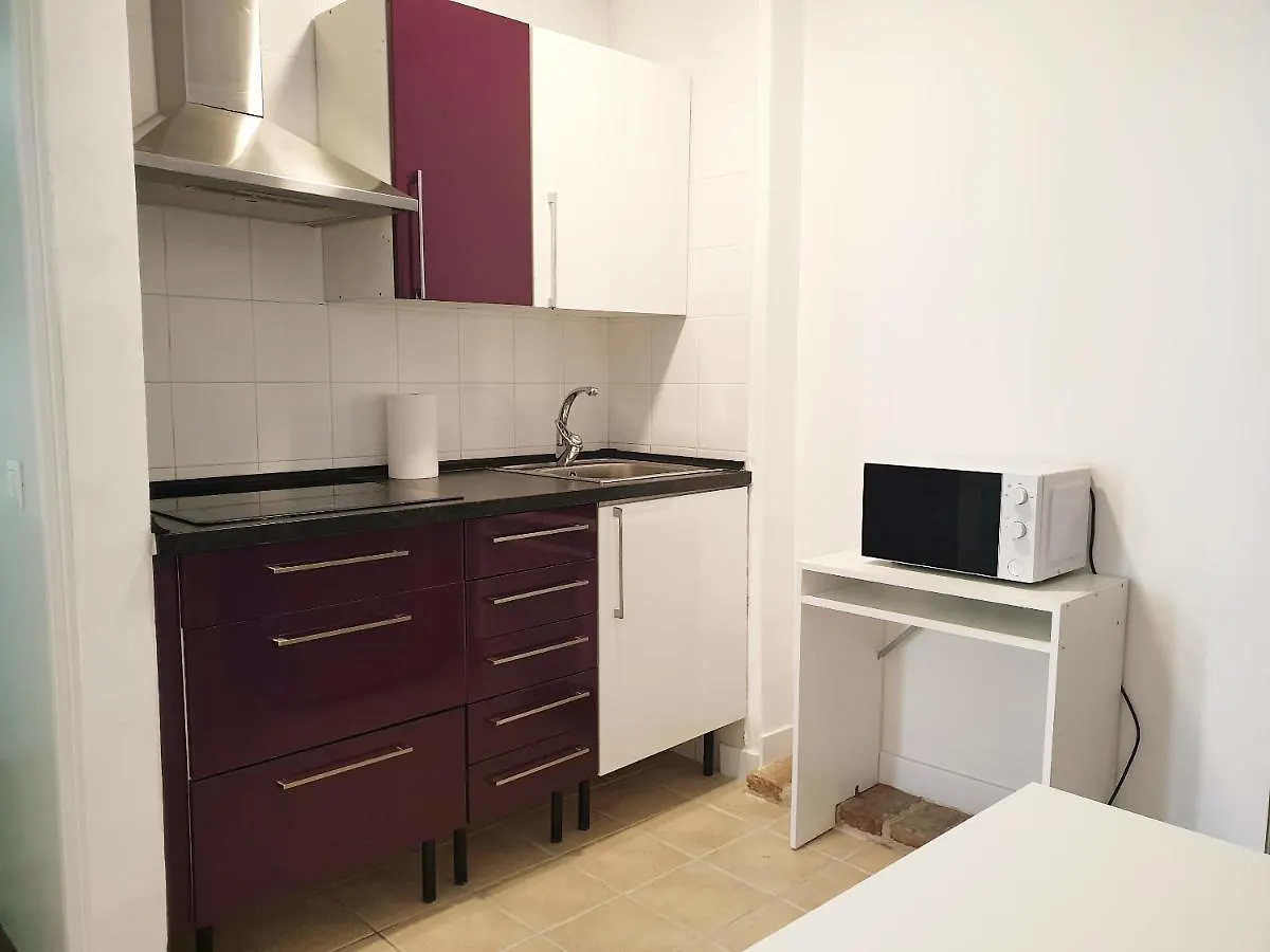 Apartment Economical Homes In Center Malaga