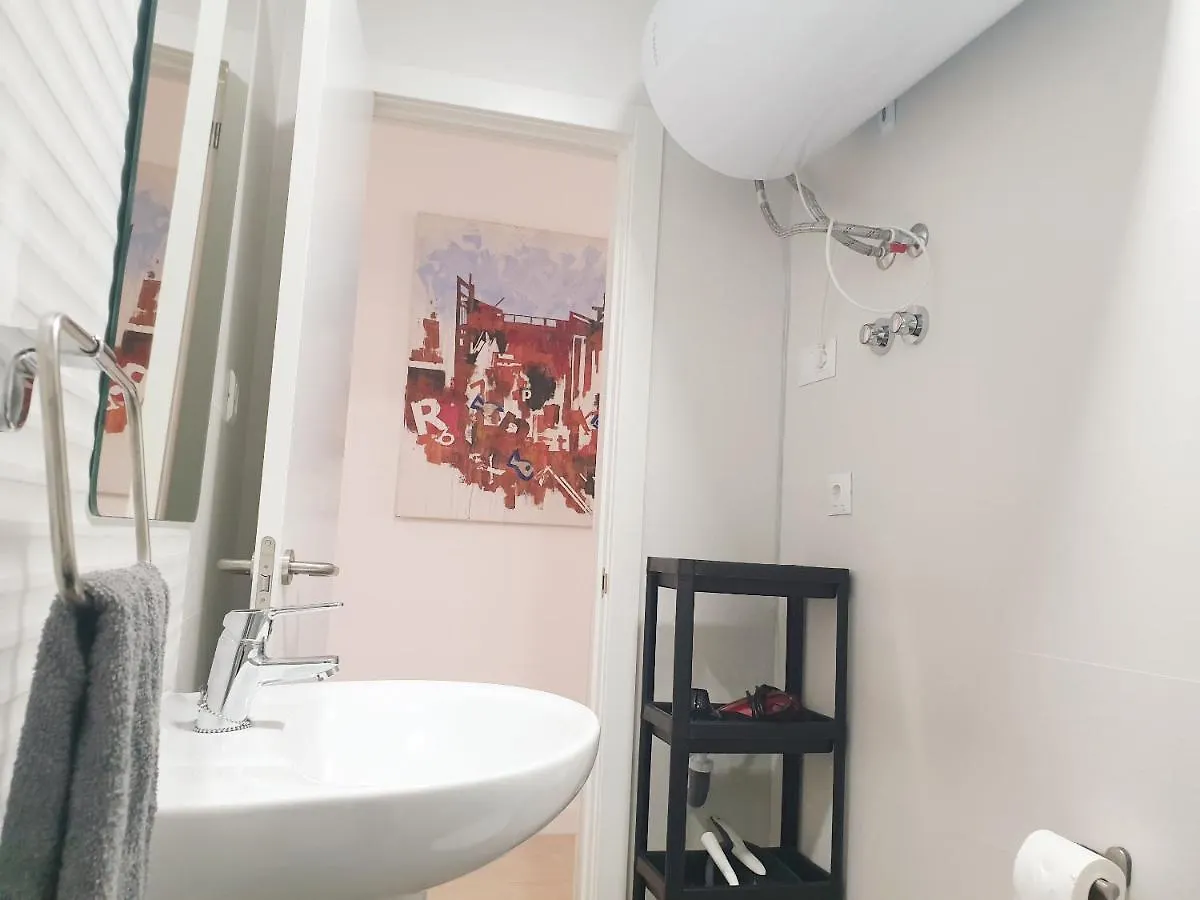 Economical Homes In Center Malaga 0*,