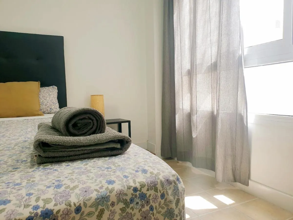 Apartment Economical Homes In Center Malaga