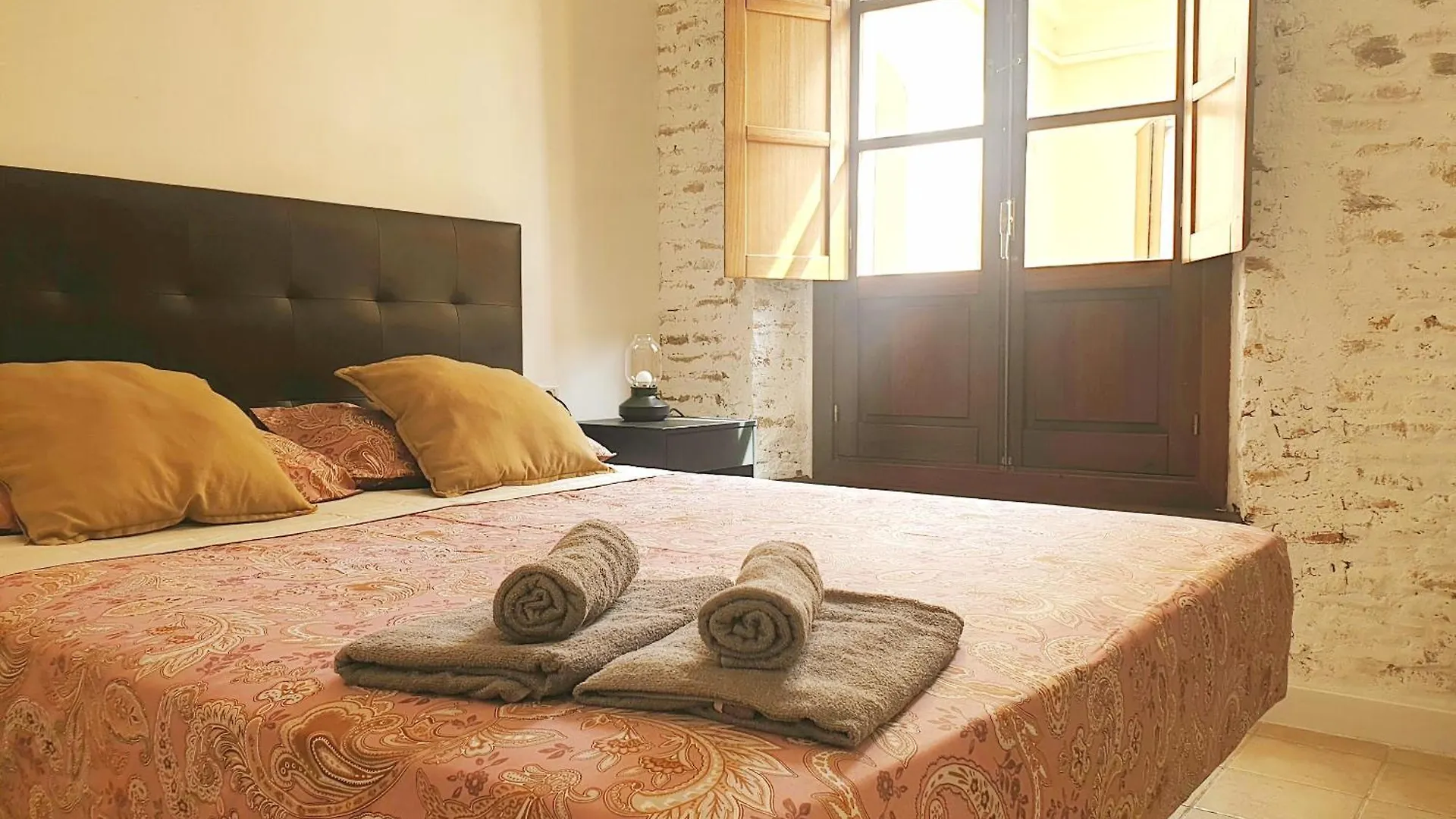 Economical Homes In Center Malaga Apartment